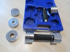 === Kurz Hanteln - von Crane - max. je 2 kg - mit Koffer ===