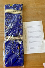 Indischer Sari, Grundfarbe blau mit weiße und gelben kl. Muster und Glitzer