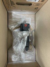 Siemens 3~Brushless Servomotor Motor  1FK7032-2AK71-1CH1 New
