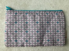 Petit Pan Paris / L'OCCITANE