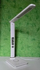 LED Tischleuchte mit Uhr , Wecker , induktiven Laden (Handy) .