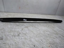 Windabweiser Windschott Scheibenrahmen  1Q0877651D VW EOS 1F 2.0B 06BJ B172