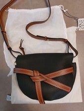 LOEWE Crossbody-Tasche Petit Gate aus Kalbsleder