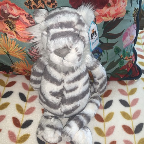 Jellycat medium bashful snow - bashful,