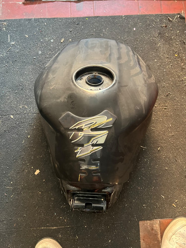 Benzintank yamaha yzf - yzf, r1