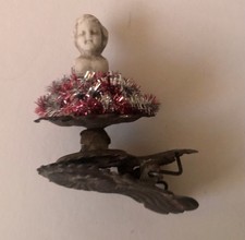 Christbaumschmuck:  Kerzenhalter Clip mit  antikem Puppen Torso  rosa/silber