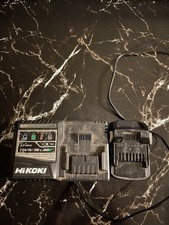 HIKOKI HITACHI 14,4 /18,0  Volt UC18YSL3W0Z Ladegerät Schnellladegerät