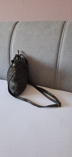 Verkaufe eine handtasche - eine,
