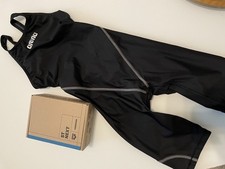 Arena Wettkampfanzug Größe 152 Schwarz