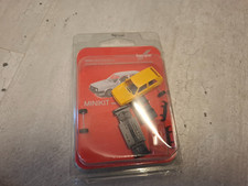 VW Golf II, gelb Post