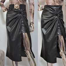 Langer Rock aus Kunstleder mit