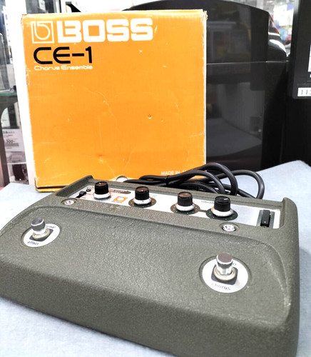 Boss chorus ensemble - ce-1,