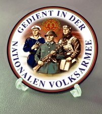 Tradition DDR & NVA -  runder