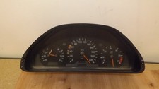 Mercedes W210 Tacho