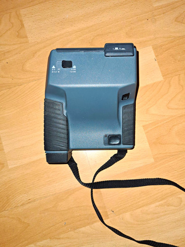 Polaroid impulse portrait - impulse,