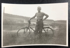 orig. Foto um 1955 - Tourenrad mit aerodynamischem Licht