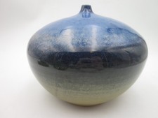 Blaue Vase Studiokeramik