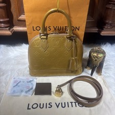 Louis Vuitton  Vernis Alma BB Gold Schultertasche  Original. Zustand Gut.J.2012