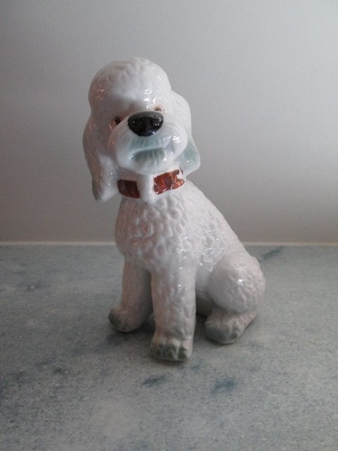 Schöne porzellanfigur hund - porzellanfigur,