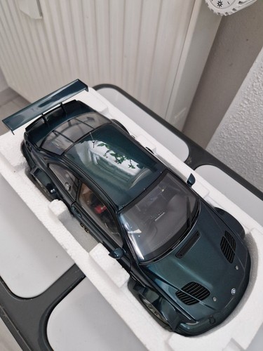 Minichamps bmw m3 gtr - 1:18,