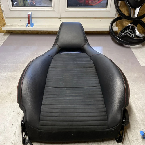 Mercedes benz w117 cla sitz - benz,