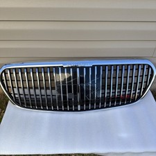MAYBACH 222 FRONT GRILL