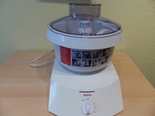 Bosch Küchenmaschine MUM7000 Grundausstattung mit 700 Watt Zustand:-sehr gut