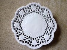 (0,074€/St.) 50 Tortenspitze