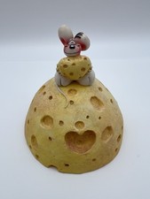 Diddl Spardose auf Käse
