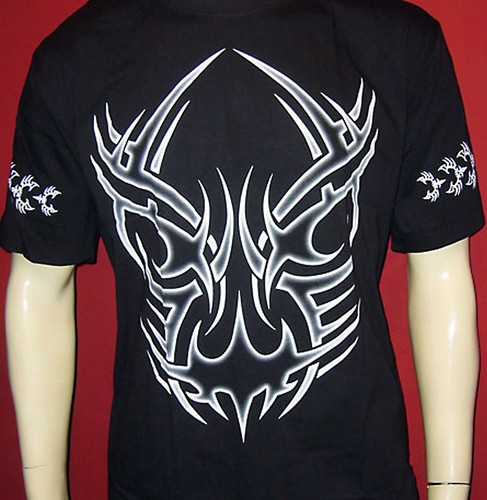 Tattoo motiv glow - in, dark
