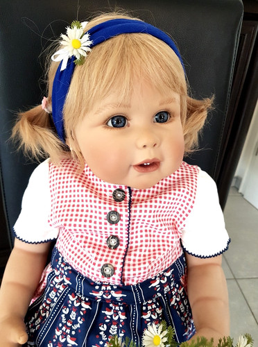 Künstlerpuppe nina von monika - von,