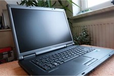 Siemens V5535 ESPRIMO I 15 Zoll HD I 120GB SSD NEU I Windows 7 ULTIMATE DVDRW