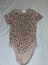 6-9 Monate Baby Body Leoparden