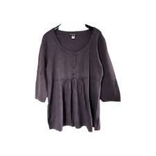 Dunkellila Pullover V. Eddie