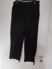 crane schwarze Jogginghose