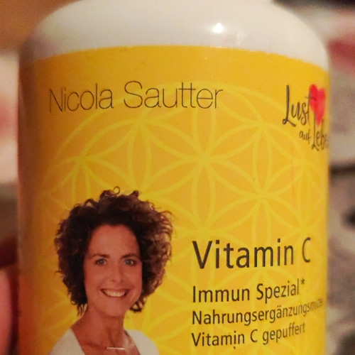Nicola sautter vitamin immun - nicola, c