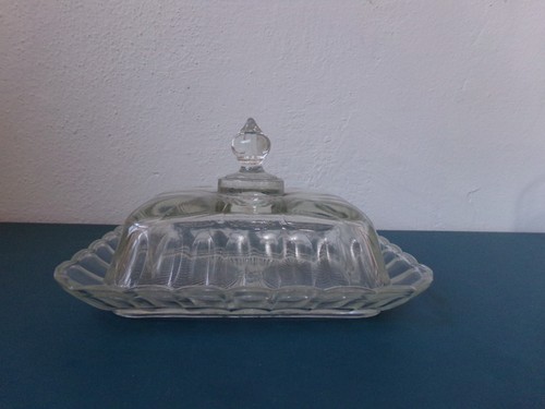 Alte butterdose aus glas - aus,