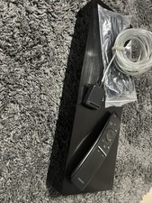 Samsung One Connect Box SOC1001N mit Stromkabel und Fernbedienung für QE55Q7-Q8