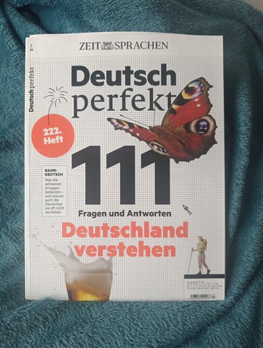 Deutsch perfekt 2023 111 - perfekt,, 07/2023: