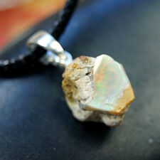 Welo Opal Feueropal Flash A+++ 4,2 ct Bunt Silber Kettenanhänger 2 cm Matrix Roh