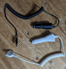2 Stück KFZ Ladekabel - für Apple iPod iPhone 3G 3GS 4 4S und Siemens S55 C55