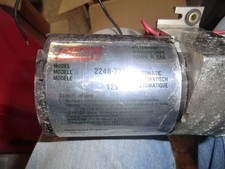 Coleman Wasserpumpe 12 Volt mit Behälter Wohnwagen Wohnmobil älteres Modell