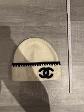 Chanel Mütze weiß