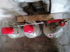 Flächenbrenner  mit 3 Gasflaschen  a' 5 kg, eine ist noch voll. 