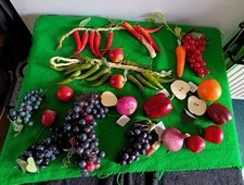 Künstliches Obst und Gemüse