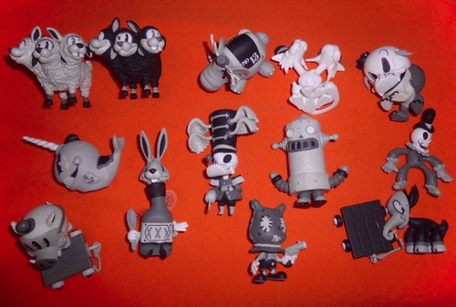Kidrobot carnies complete - –,