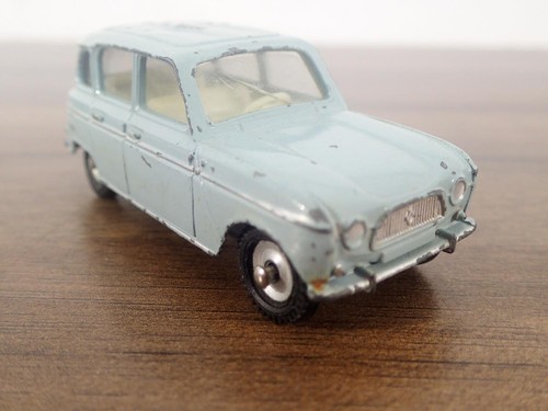 Dinky toys 519 - toys, renault