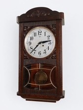 🕰️ Antike Pendel-Wanduhr
