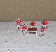 Figuren H0 1:87 Preiser und andere, handbemalt "DLRG Helfer"