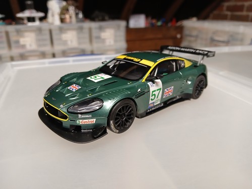 Scalextric aston martin dbr9 - scalextric,
